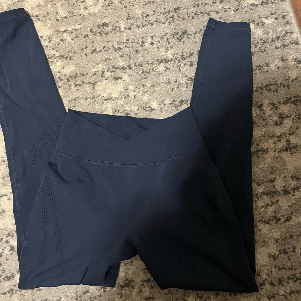 Alphalete leggings